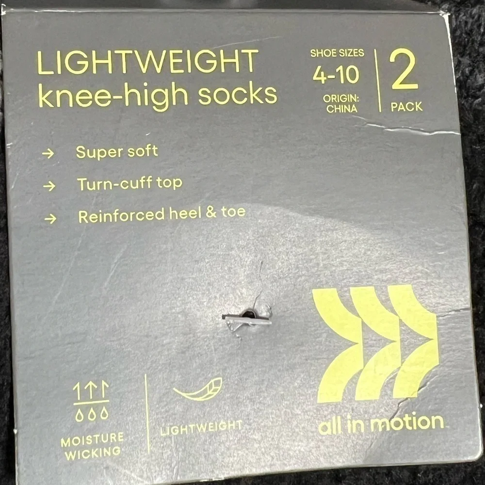 All in Motion Women's 2 Pack of Lightweight Knee High Socks Soft New Size 4-10